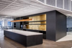 Retail Installation Ideas That Attract Shoppers